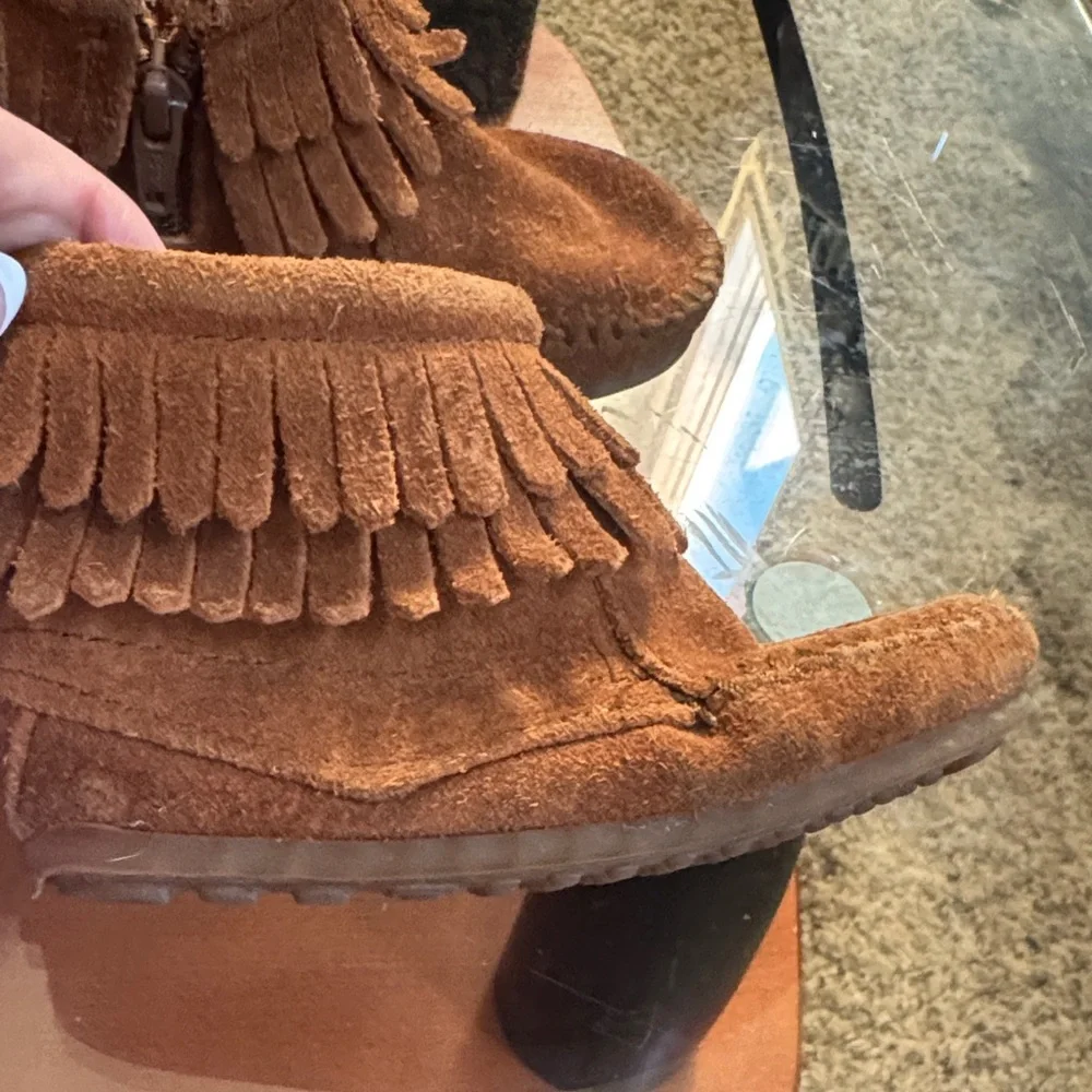 Minnetonka Brown Kids Moccasins with Fringe KS8766